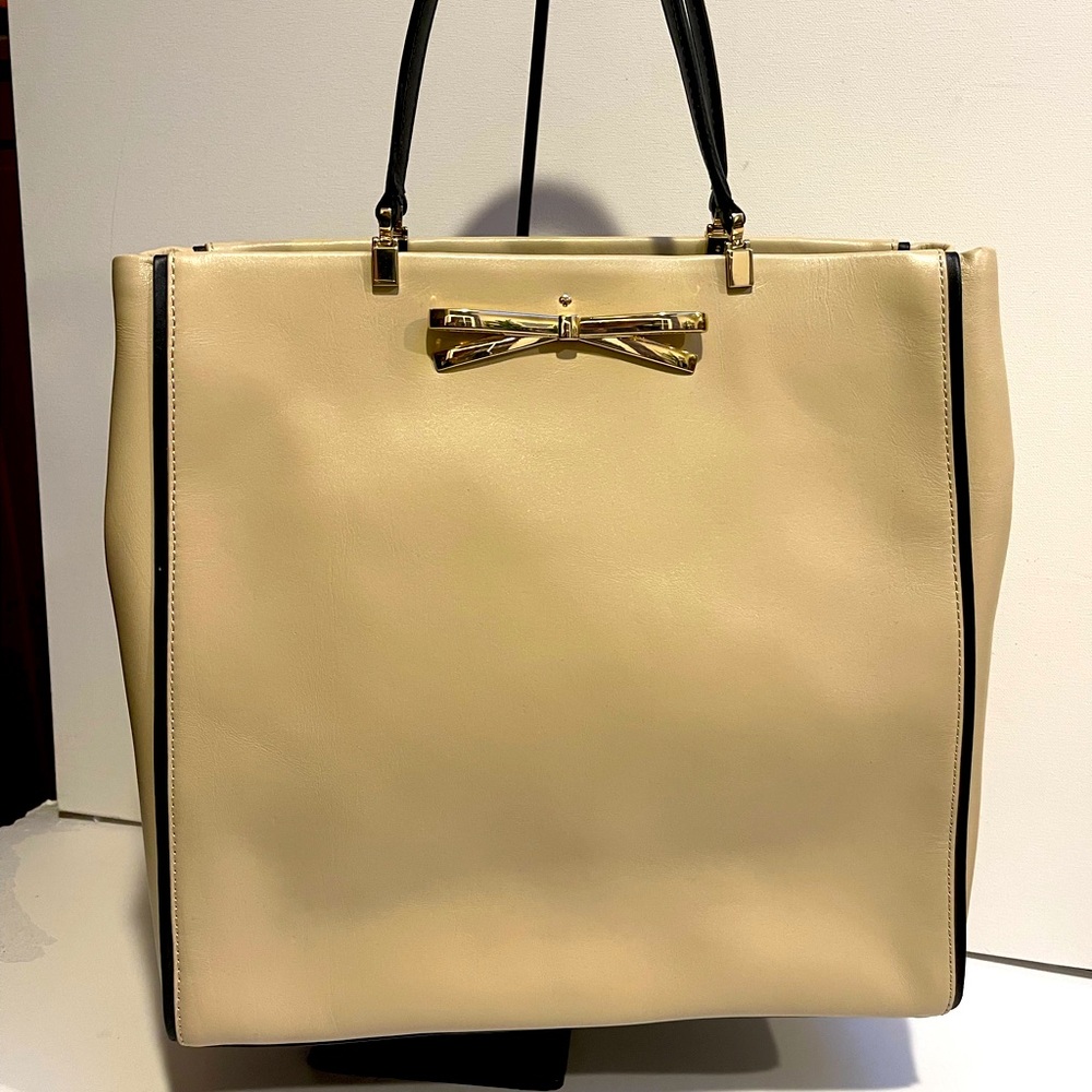Kate Spade Madison store tote